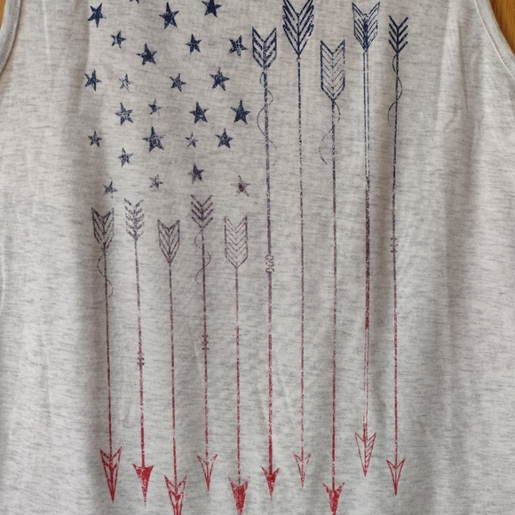 Maurices Patriotic Tank Top Size M - Picture 2 of 7